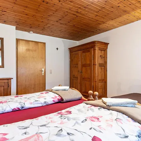 Apartment Metzgerbauernhof Wolfach
